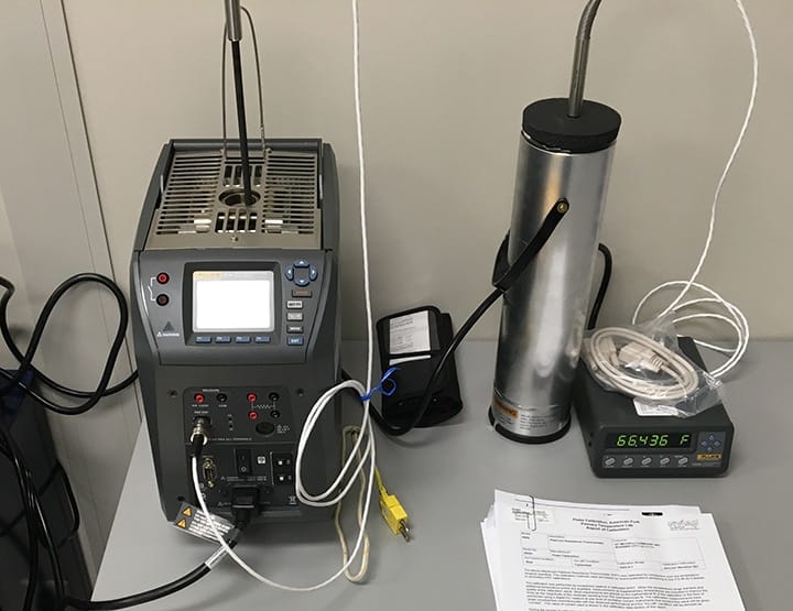 Temperature calibration well used for thermometer and probe calibration