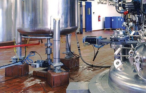 BLH Nobel tank system with load cells installed