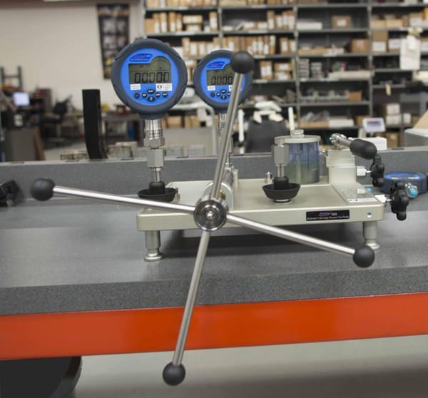 Pressure gauges precision measurement tool industrial pressure instrument