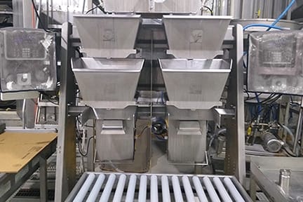 Counting scale in a manufacturing environment used for parts counting, kitting verification, and inventory control