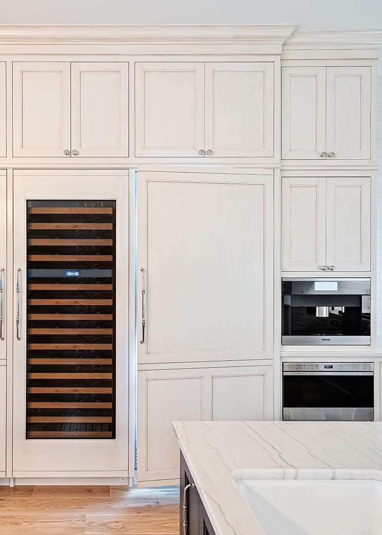 Kitchen with Artistic Tile backsplash